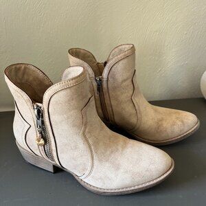 Women's Western Booties